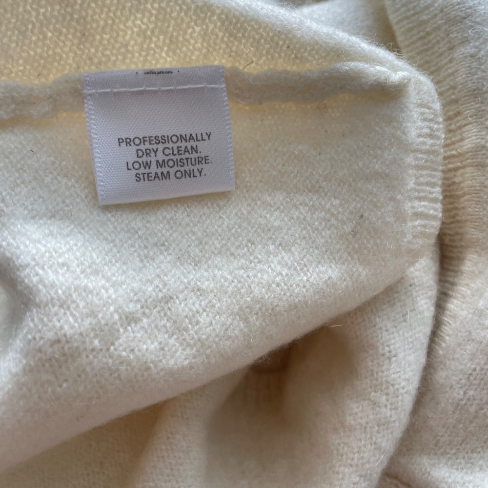 Archived to sell elsewhere - Vintage Cream Cashmere Sweater - Picture 5 of 5